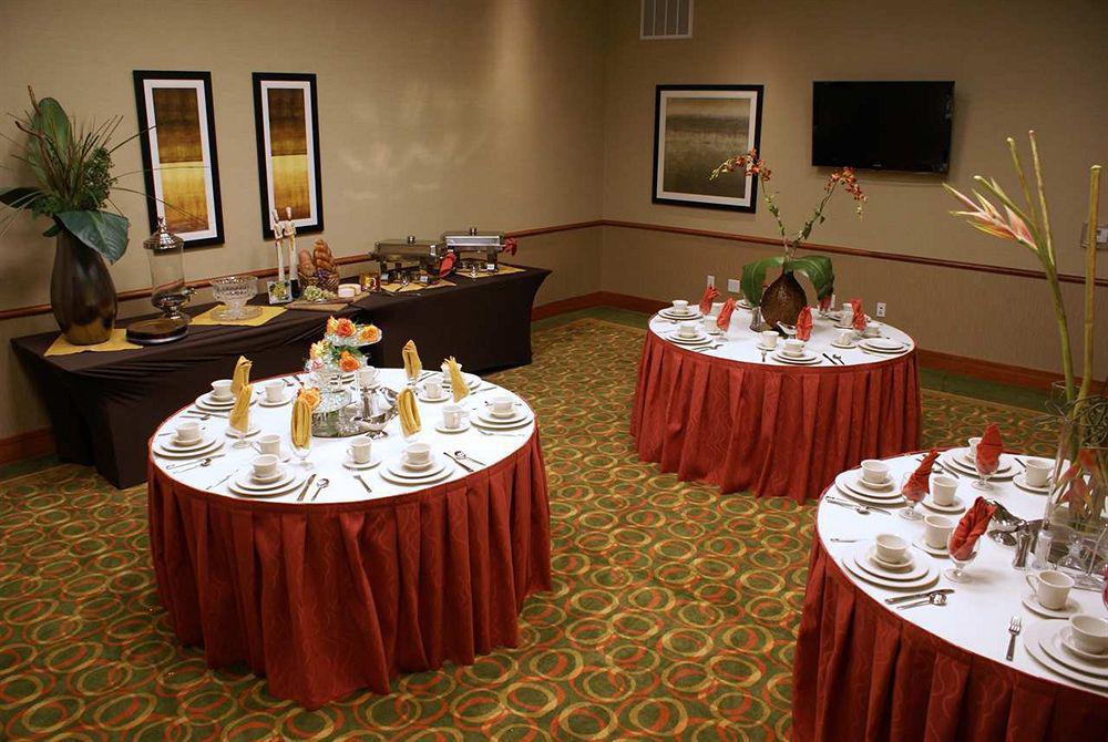 Hilton Garden Inn Houston/Clear Lake Nasa Webster Konforlar fotoğraf